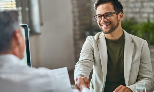 ¿TÚ ELIGES LA EMPRESA CON LA QUE HARÁS EQUIPO, O ES LA EMPRESA LA QUE TE ELIGE?